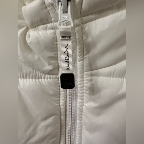 T-Max size Medium, sweater , white color - Picture 4 of 9